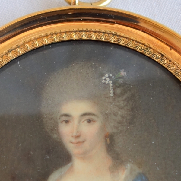 Portrait miniature d'aristocrate en perruque d'époque Louis XVI - XVIIIe siècle