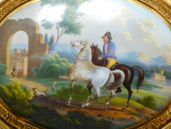 Paire de peintures sur porcelaine, l'éleveur de chevaux, cadres en bois doré époque Empire