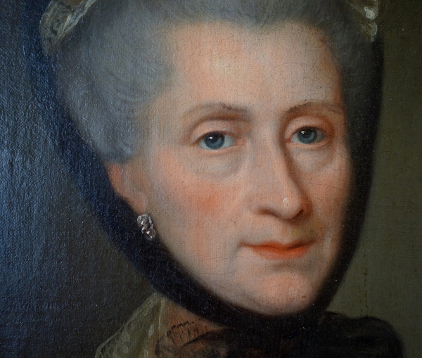 Paire de portraits d'aristocrates d'époque Louis XV - huiles sur toile XVIIIe siècle