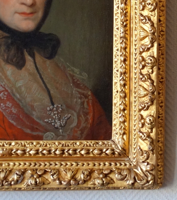 Paire de portraits d'aristocrates d'époque Louis XV - huiles sur toile XVIIIe siècle