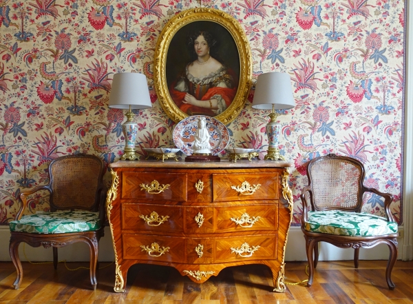 17th century French school, portrait of an aristocrat lady, Louis XIV period circa 1660 - 98cm x 80cm