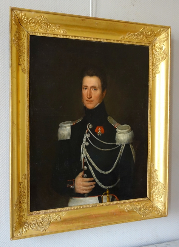 Grand portrait d'un capitaine de Cuirassiers officier de l'Empire, huile sur toile vers 1820 - 113cm x 93cm