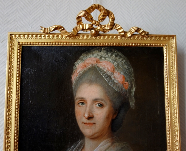 Ecole Française du XVIIIe siècle, portrait de dame aristocrate d'époque Louis XVI, huile sur toile