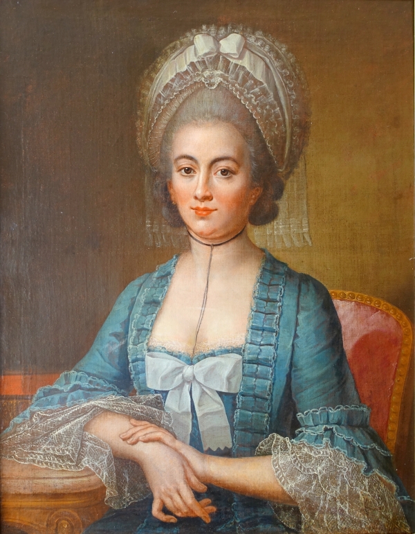 Ecole Française du XVIIIe siècle : grand portrait de dame aristocrate d'époque Louis XVI