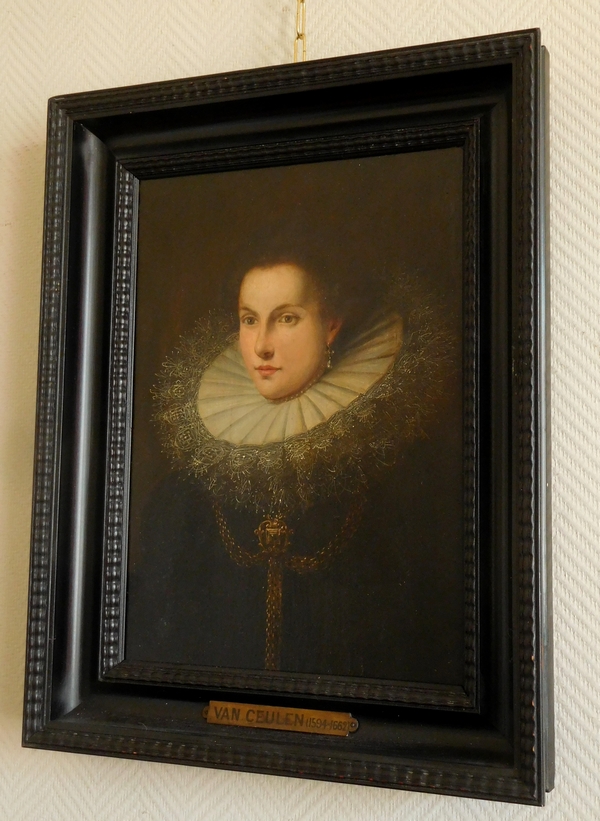 Dutch school : portrait of a 17th century young lady