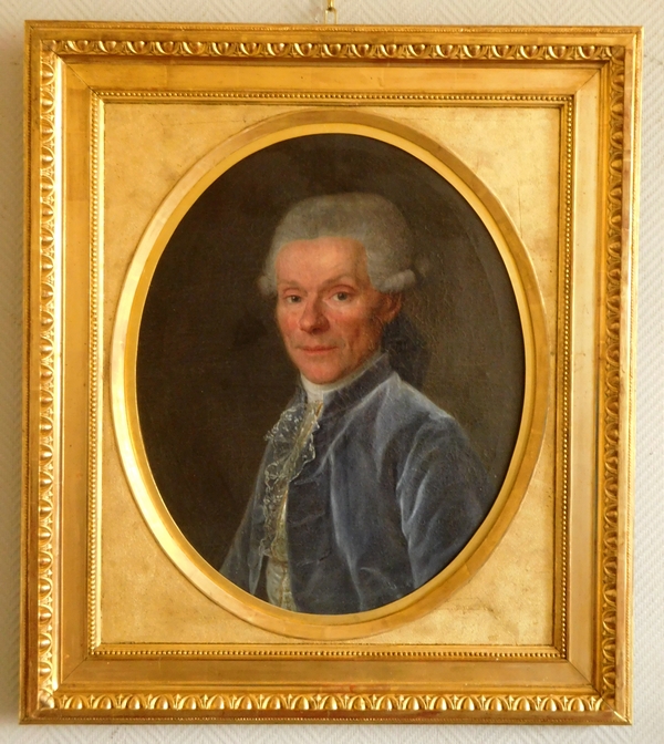 Ecole Française du XVIIIe siècle : portrait de gentilhomme d'époque Louis XVI - huile sur toile