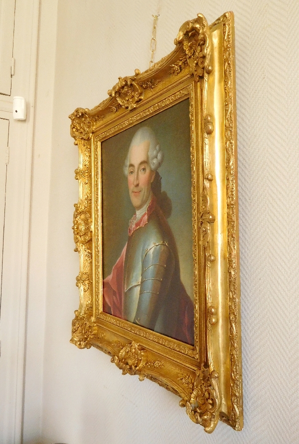 Portrait de gentilhomme Officier en cuirasse, école Française du XVIIIe siècle