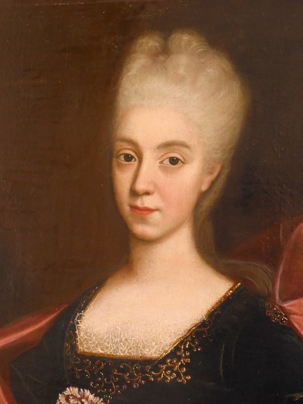 Ecole Française du XVIIIe siècle, portrait d'aristocrate d'époque Régence, cadre en bois sculpté Louis XV