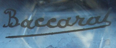 Signature Baccarat gravée à l'acide sur un vase d'époque XIXe