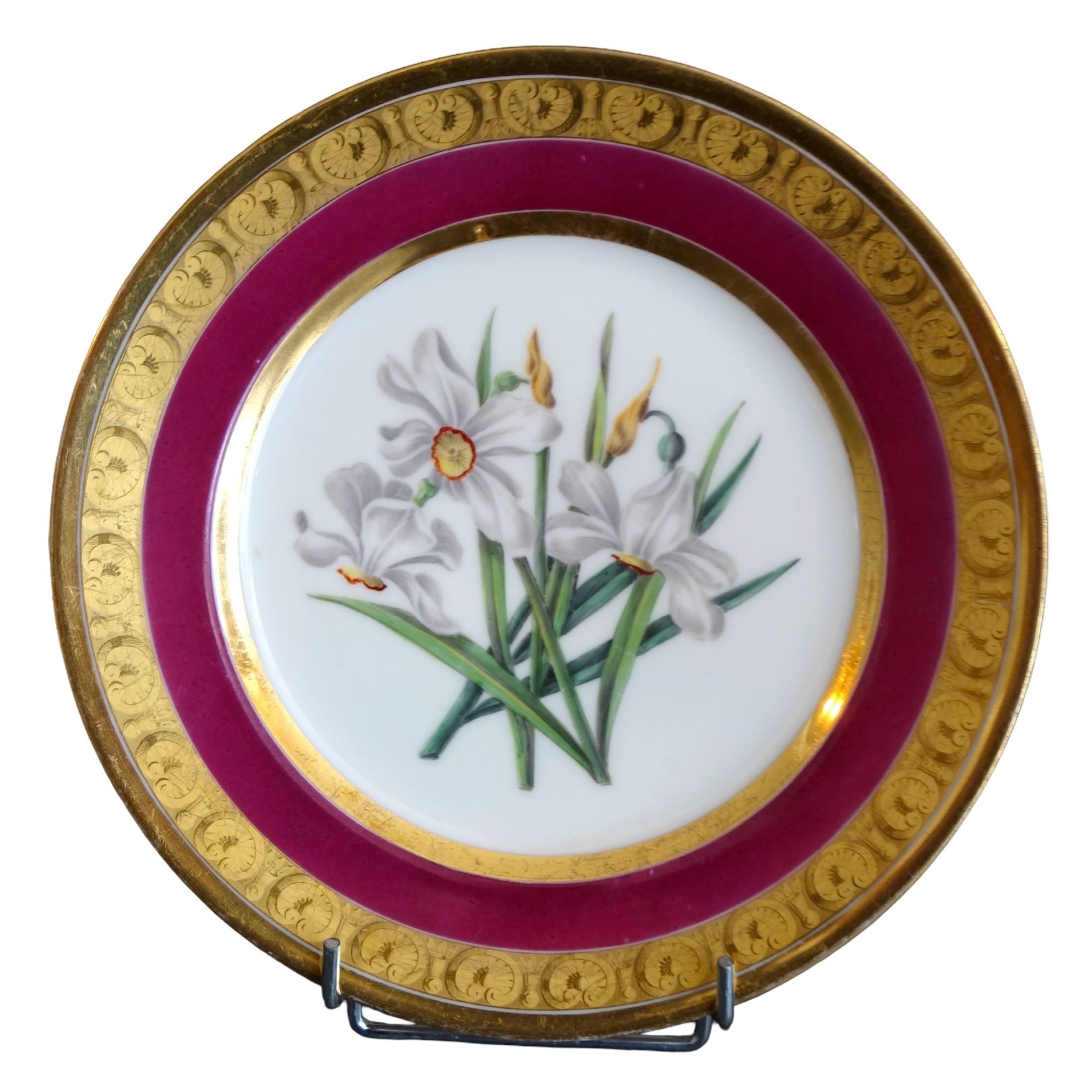 Manufacture Schoelcher : assiette en porcelaine polychrome & or, époque Restauration - signée