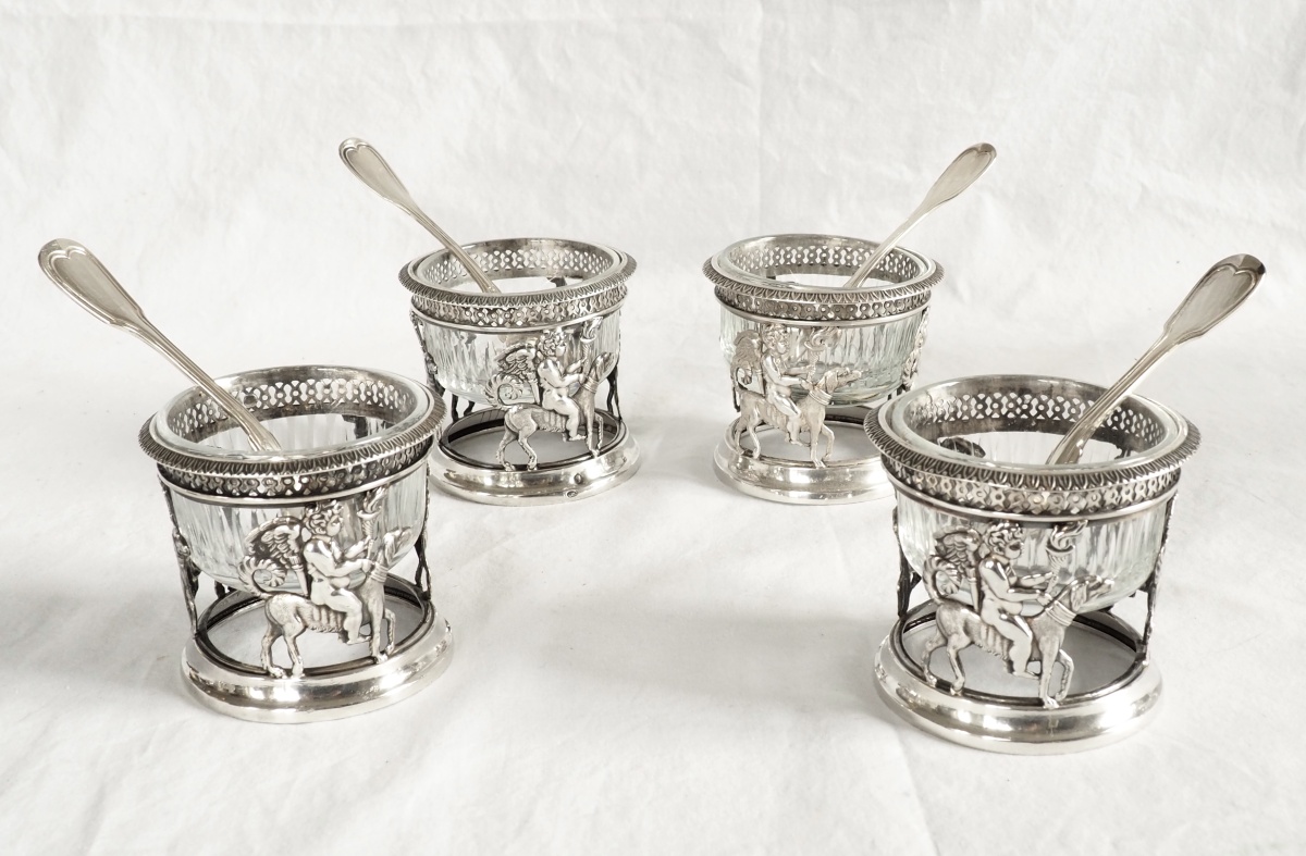 Detail — Set of 4 sterling silver Empire salt cellars, cut crystal glasses, early 19th century production