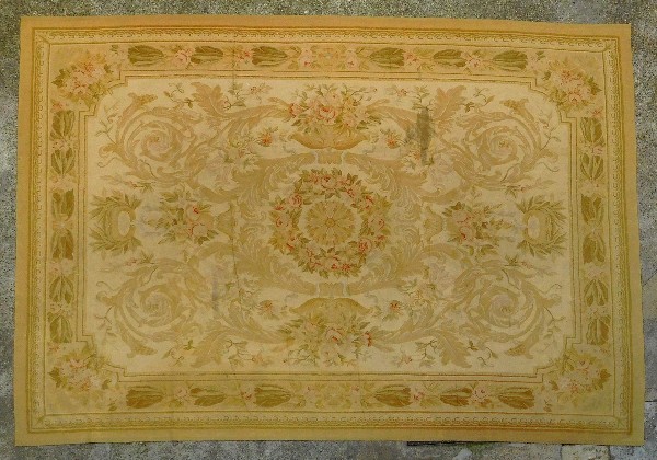Détail — Grand tapis d'Aubusson d'époque Napoléon III - 420cm x 290cm