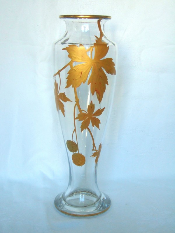 Detail — Baccarat crystal vase, Platanes pattern enhanced with fine gold