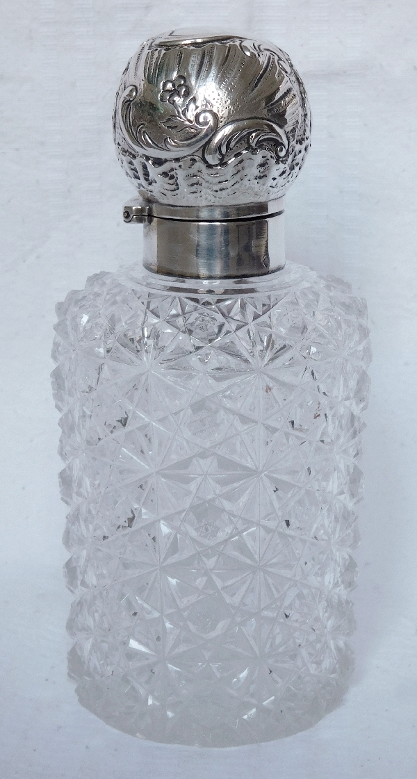 Detail — Baccarat crystal perfume bottle, sterling silver stopper, Paimpol pattern