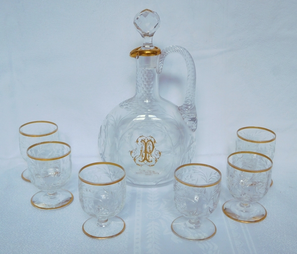 Detail — Baccarat crystal liquor set enhanced with fine gold