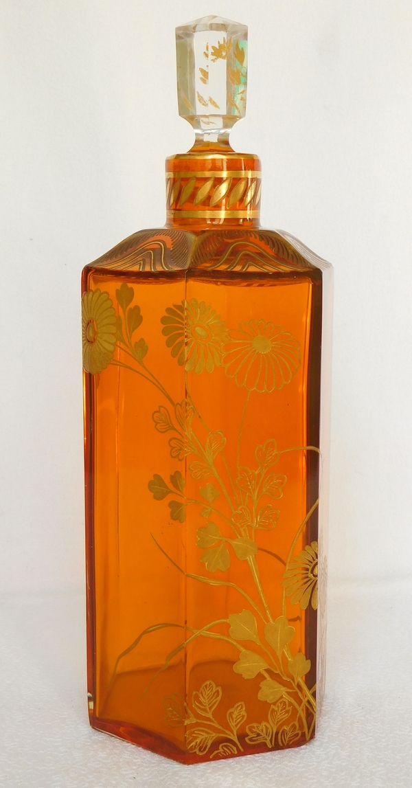 Detail — Baccarat crystal liquor decanter, rare orange crystal enhanced with fine gold - original sticker