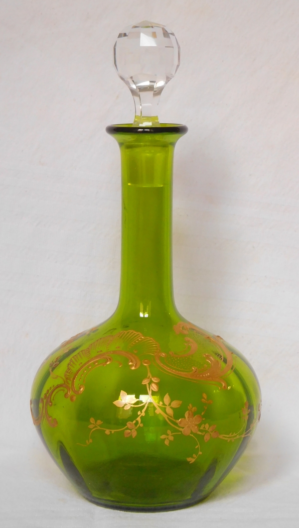Detail — Tall Baccarat crystal wine decanter, Louis XV pattern, green crystal enhanced with fine gold