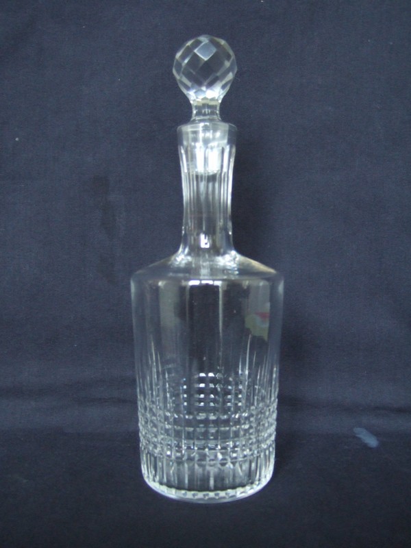 Detail — Baccarat crystal liquor decanter, Nancy pattern