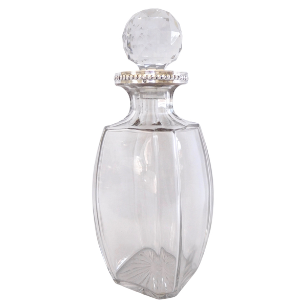 Grand flacon à whisky forme baril en cristal de Baccarat monté argent massif, étiquette papier