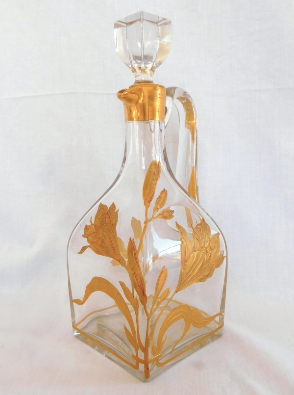 Détail — Rare carafe / flacon à whisky en cristal de Baccarat doré à l'or fin, époque Art Nouveau