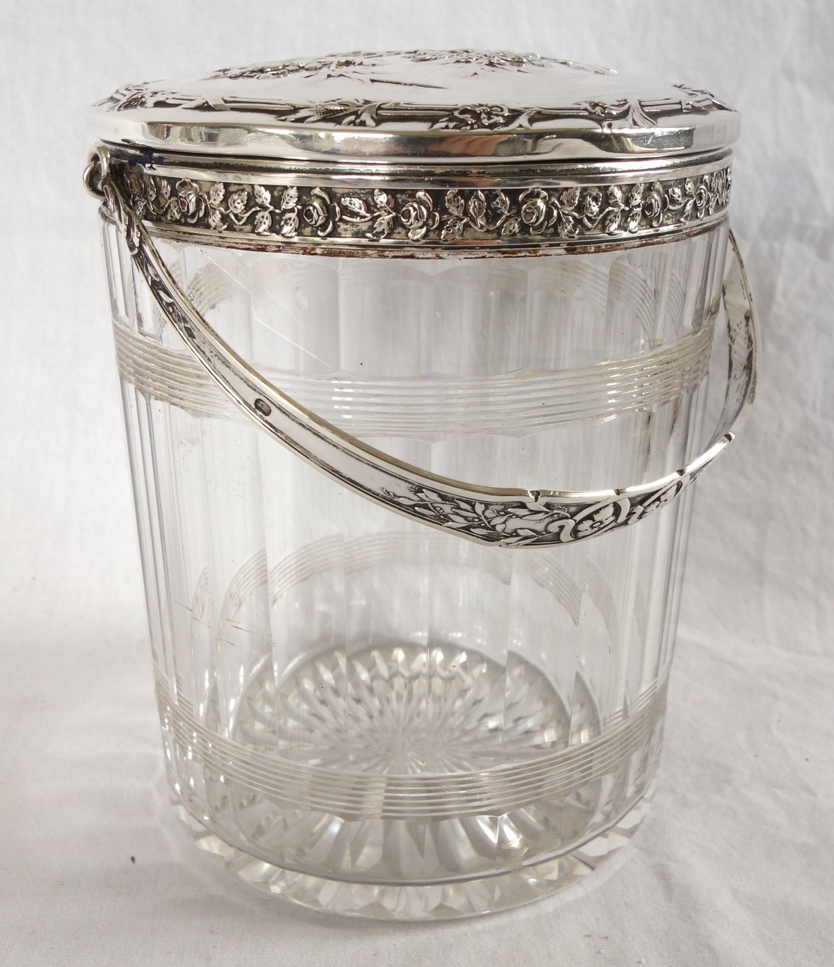 Detail — Baccarat crystal and sterling silver cookie jar, Chicago pattern