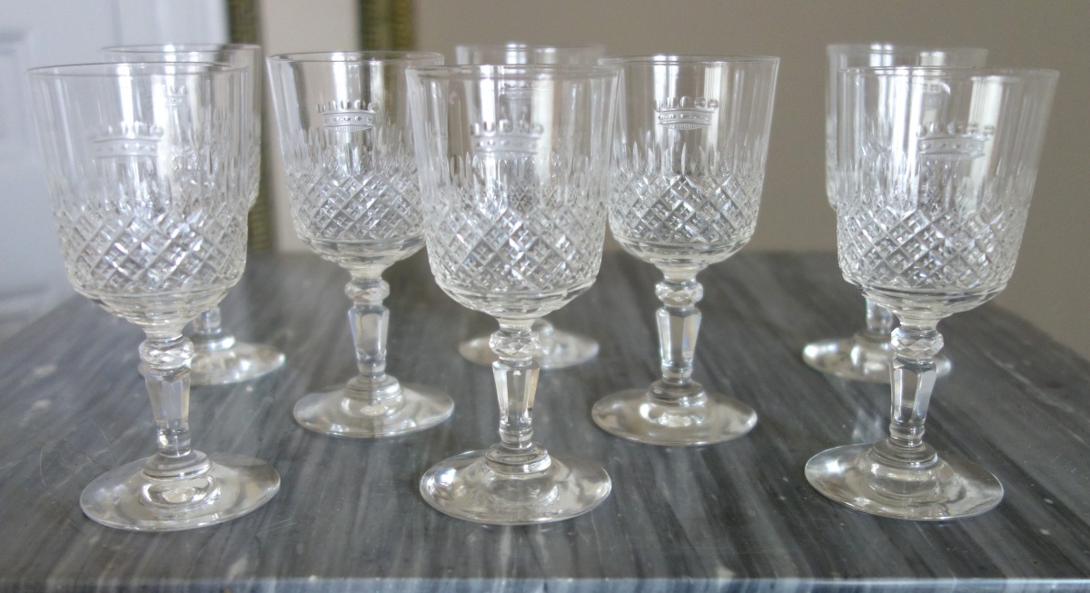 Detail — Baccarat crystal port set, crown of baron - 8 pieces