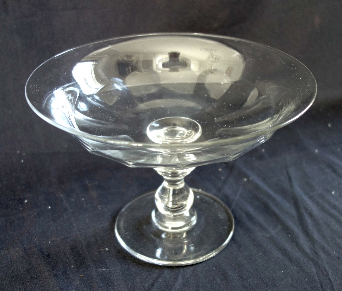 Détail — Baccarat crystal dessert serving dish, late 19th century