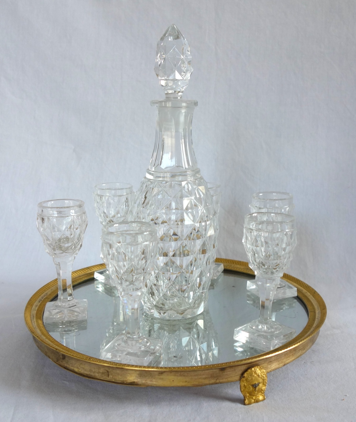 Détail — Service cabaret d'époque Empire Restauration, cristal du Creusot et bronze doré au mercure