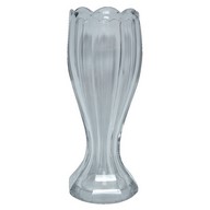 Elegant Baccarat crystal vase, Malmaison pattern, early 20th century