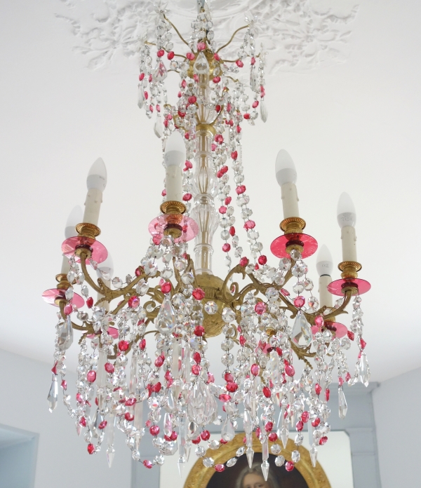 Detail — Rare lustre en cristal de Baccarat rouge et blanc - style Louis XVI - XIXe siècle