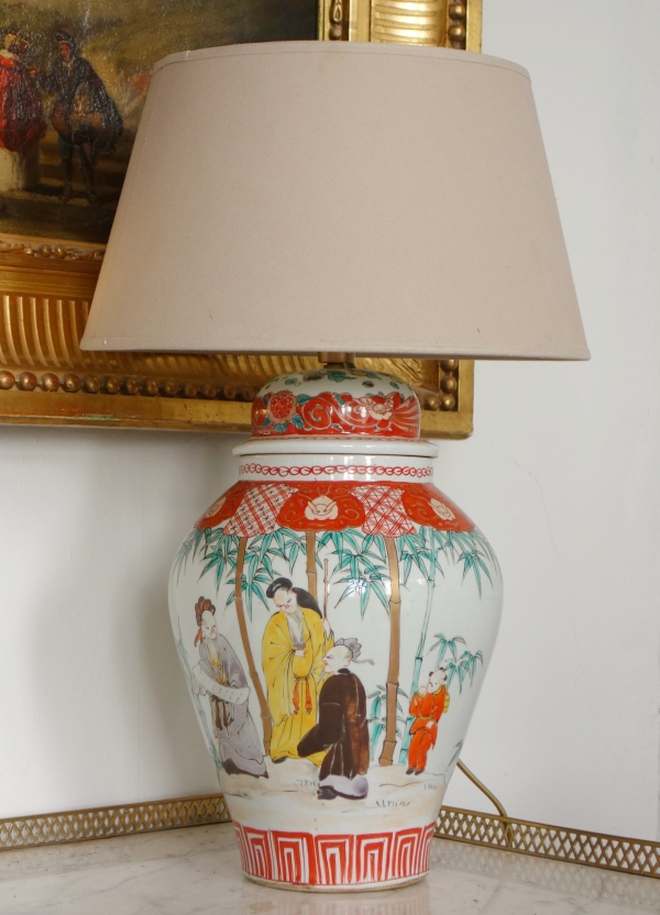Detail — Chinese porcelain lamp base, early 20th century