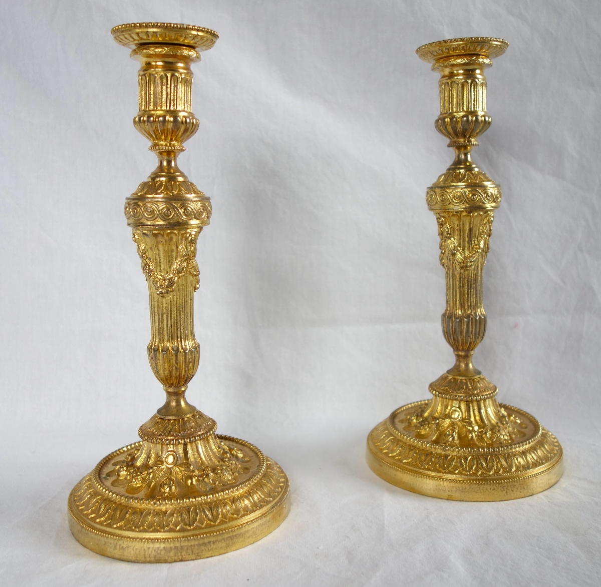Detail — Pair of Louis XVI style ormolu candlesticks - 19th century