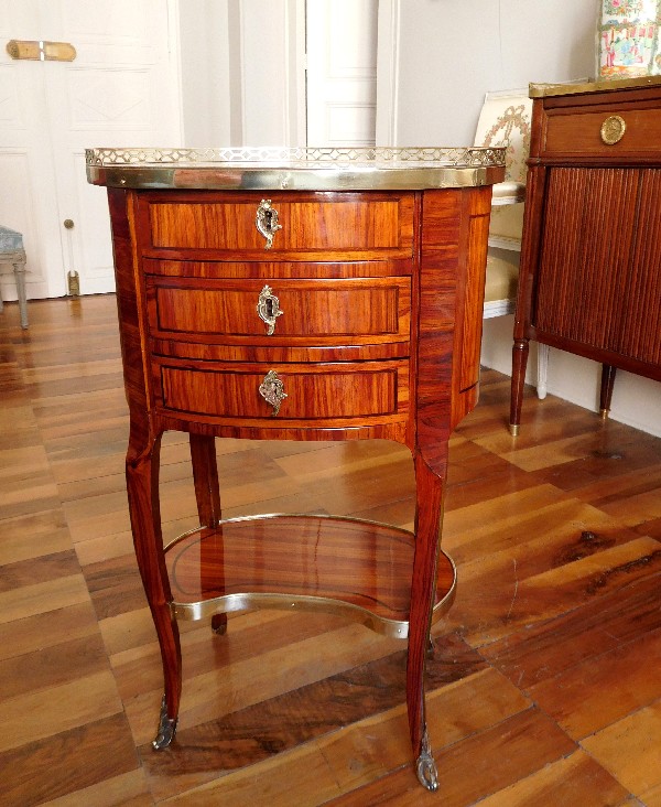 Detail — Rosewood coffee table signed by Fidelis Schey, 18th century - Transition period circa 1770