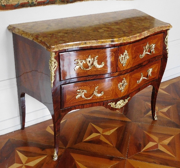 Detail — Louis XV commode sauteuse signed Boudin, 18th century