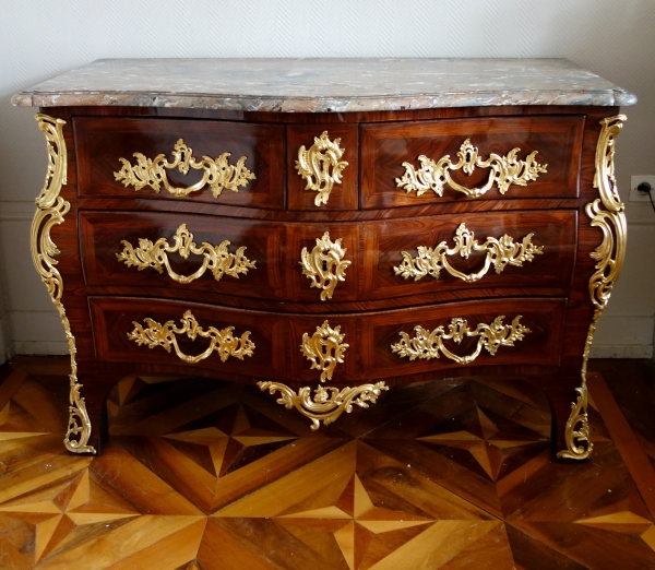 Detail — IB Gautier : Louis XV violetwood commode / chest of drawers - 18th century circa 1750 - stamped