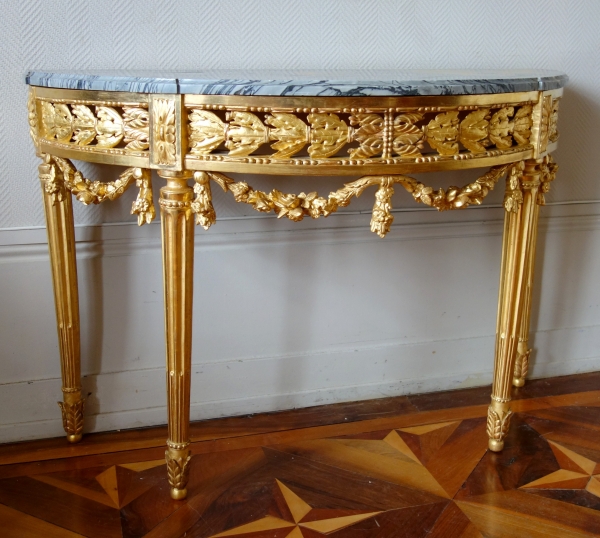 Detail — Louis XVI gold leaf gilt half-moon shaped console, late 18th century circa 1780