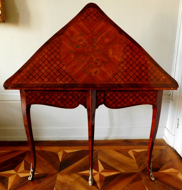 Detail — Louis XV rosewood marquetry cards table, 18th century circa 1760