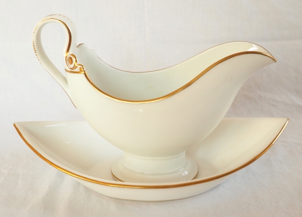 Detail — Nast : Empire porcelain gravy boat enhanced with fine gold - early 19th century