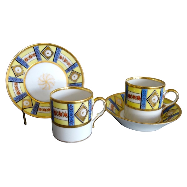 Paire de tasses à café litron en porcelaine d'époque Empire - début XIXe siècle