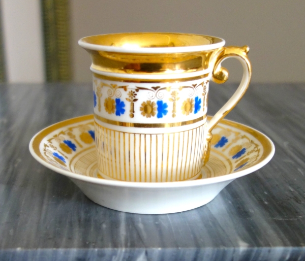 Detail — Empire Paris porcelain litron-shaped coffee cup, 19th century circa 1820 - 1830