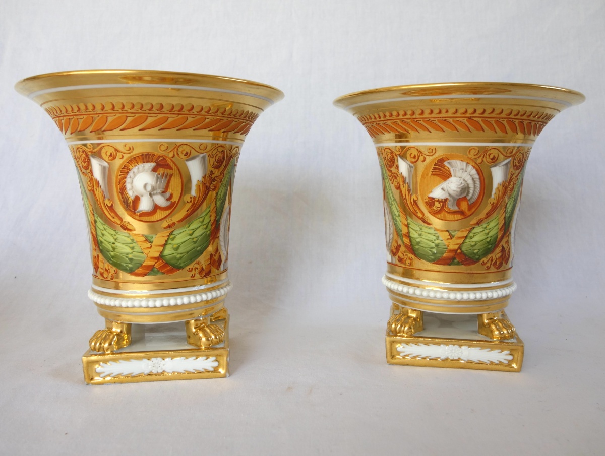 Détail — Paire de cache-pots d'époque Restauration en porcelaine attr. à Schoelcher - vers 1820