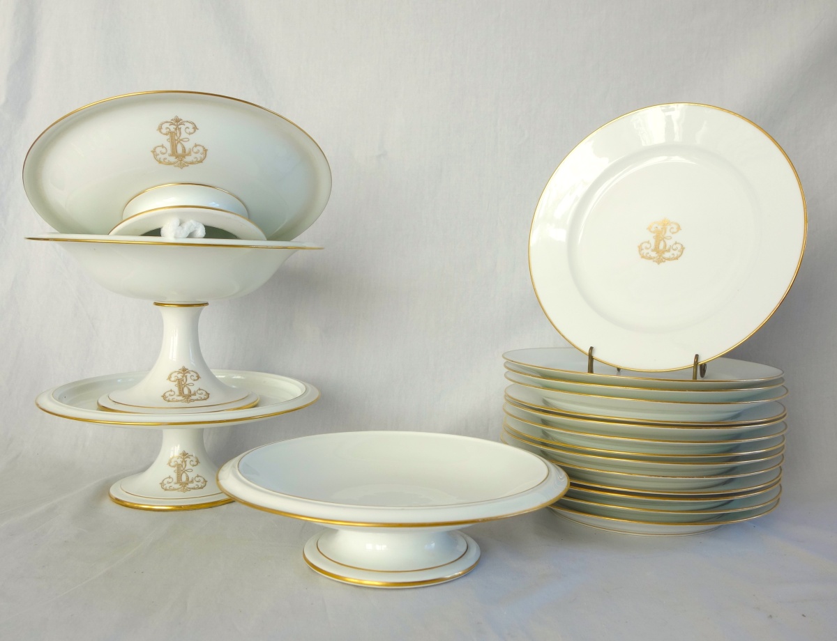 Detail — Sevres Manufacture : porcelain dessert set for 14, L monogram, Napoleon III period