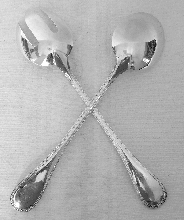 Détail — Couvert à salade en métal argenté, Christofle, modèle Perles