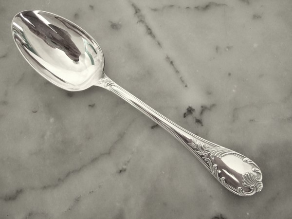 Detail — Christofle : silver plated table spoon, Marly pattern
