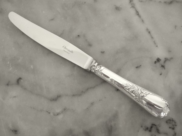 Detail — Christofle : silver plated knife, Marly pattern