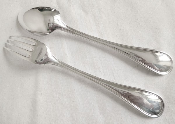 Détail — Couvert (fourchette de table et cuillère de table) en métal argenté Christofle, modèle Albi