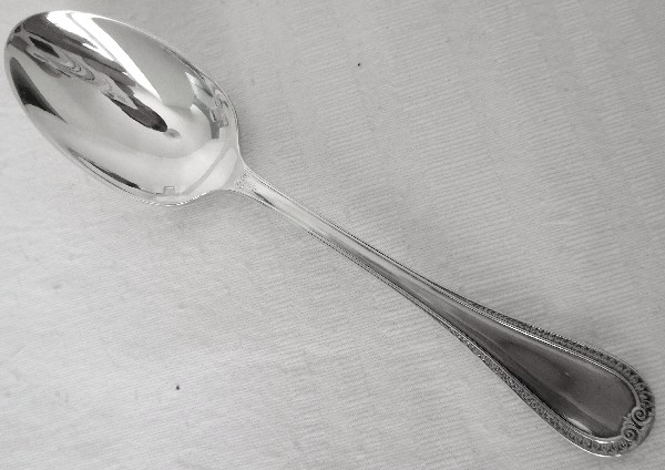 Détail — Cuillère à café en métal argenté, Christofle, modèle Malmaison (style Empire)