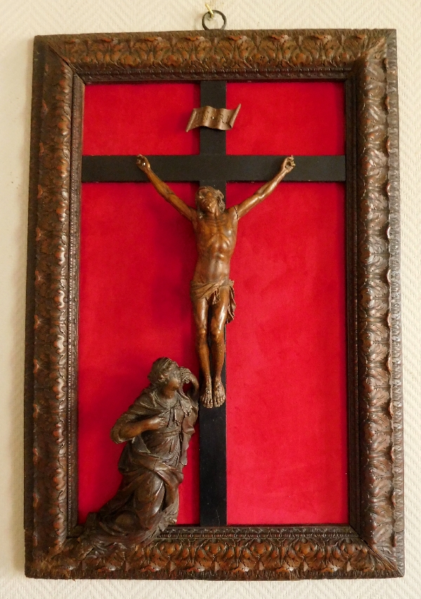Détail — Christ en Croix avec Marie-Madeleine en bois de Bagard, travail nancéen fin XVIIe Siècle