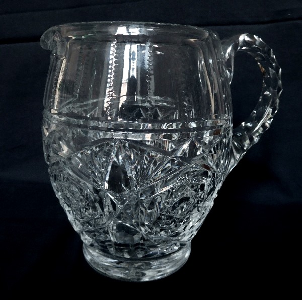Détail — Carafe à eau / pichet / broc en cristal de Baccarat, modèle Lagny - signée