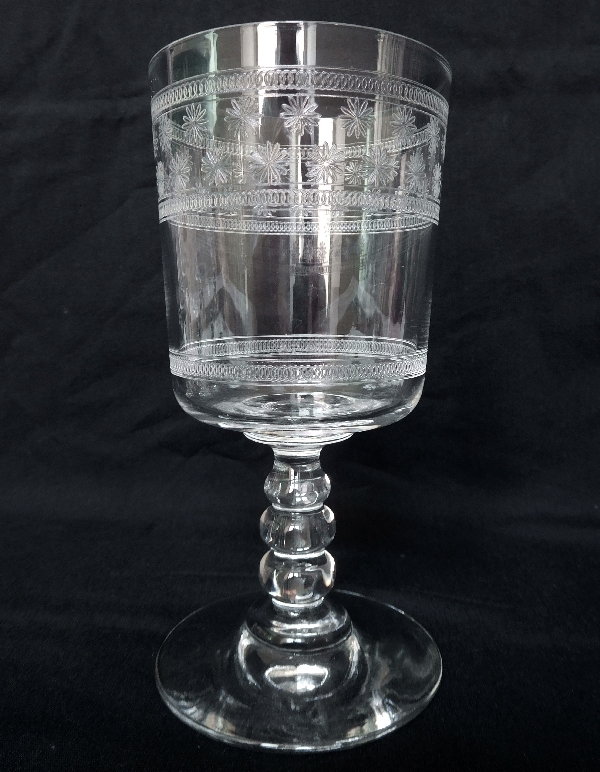 Detail — Baccarat crystal wine glass - 12cm